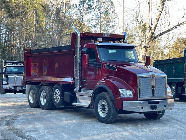 2025 Kenworth T880 Dump