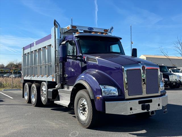 2025 Kenworth T880 Dump