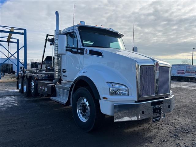 2025 Kenworth T880 ROLLOFF