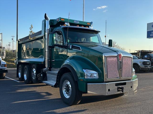 2025 Kenworth T-880 Dump
