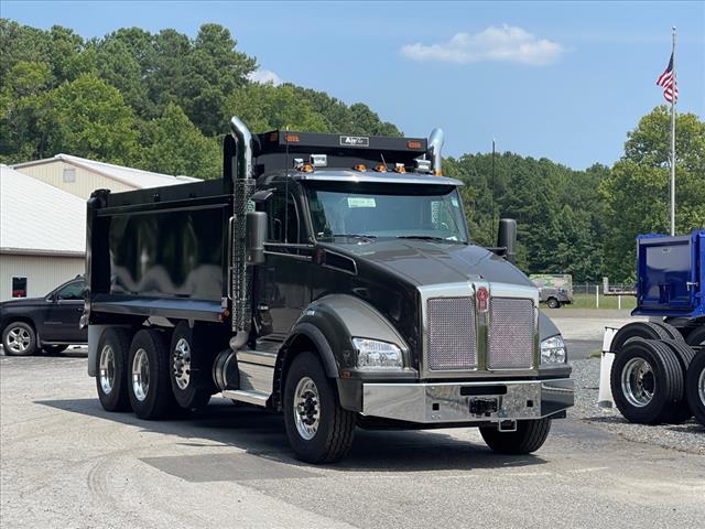 2025 Kenworth T880 Dump