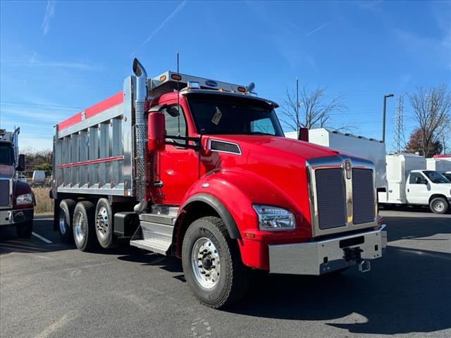 2025 Kenworth T880 Dump
