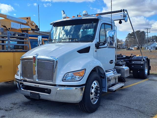 2025 Kenworth T380 T380