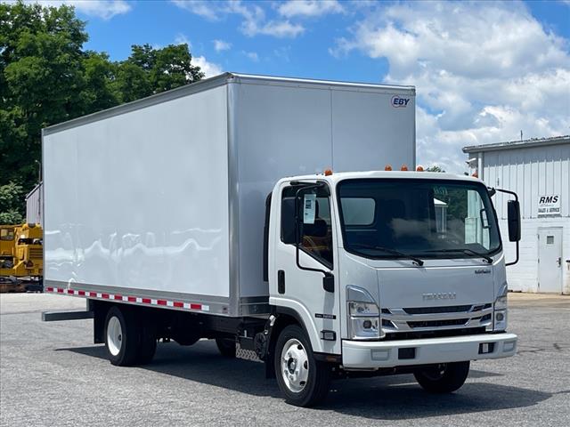 2024 Isuzu NRR GAS 20' Dry Van
