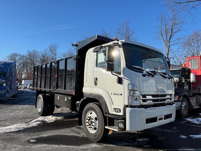 2025 Isuzu FTR 16 Landscape