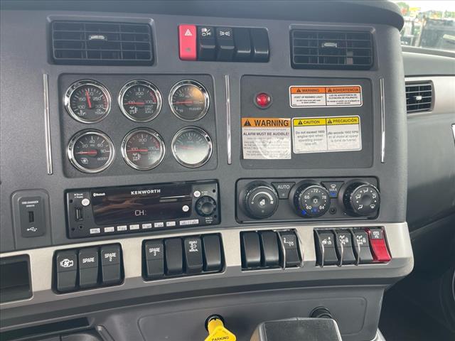 2025 Kenworth T880 Single Cab