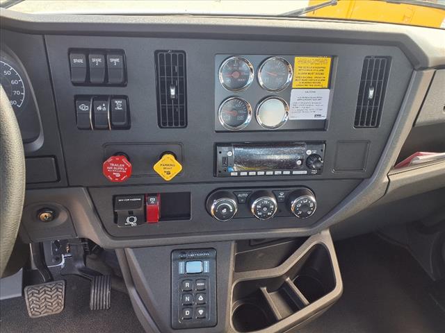 2025 Kenworth T380 T380