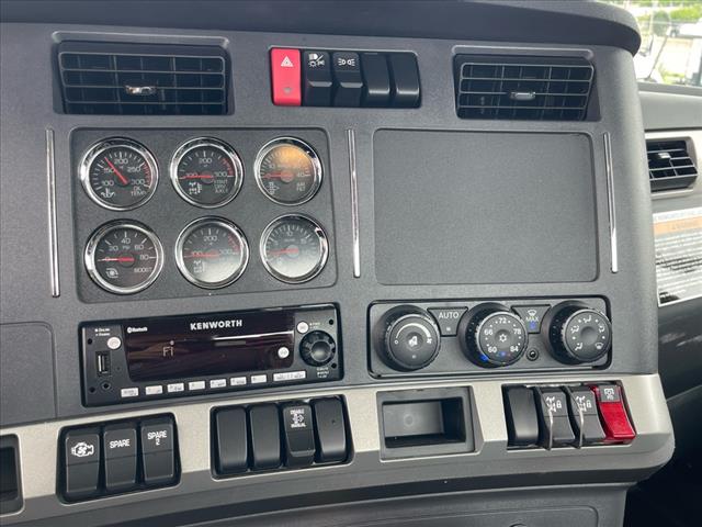 2025 Kenworth T880 Single Cab