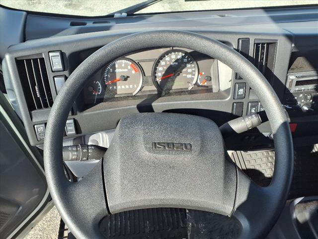 2025 Isuzu NPr HD