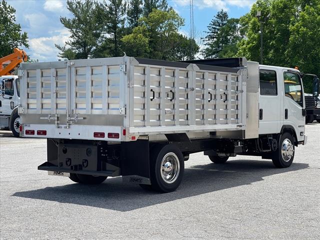 2024 Isuzu NRR Service Body