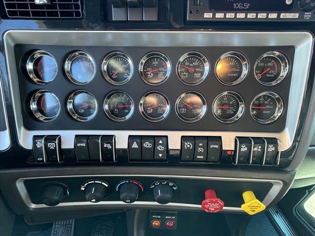 2025 Kenworth W900 Single Cab