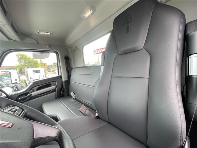2025 Kenworth T880 Single Cab