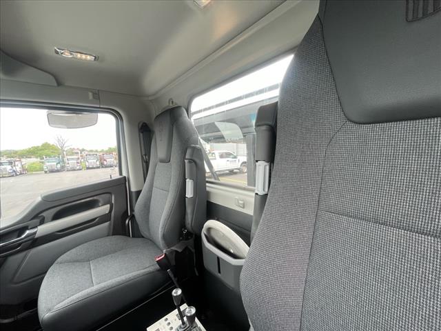 2025 Kenworth T880 Single Cab