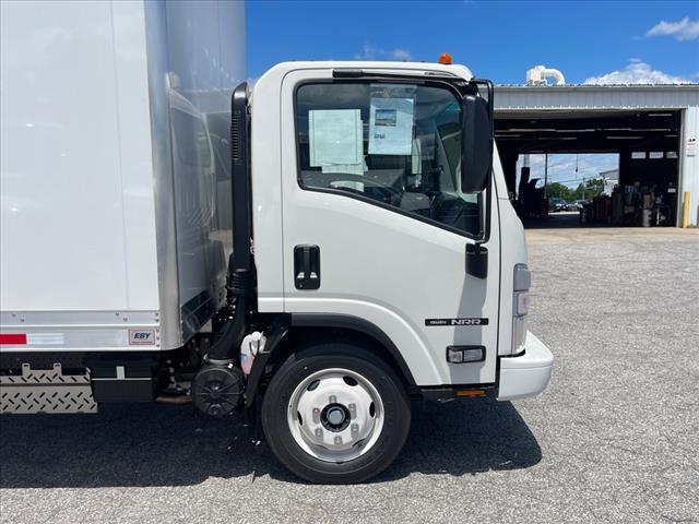 2024 Isuzu NRR GAS 20' Dry Van