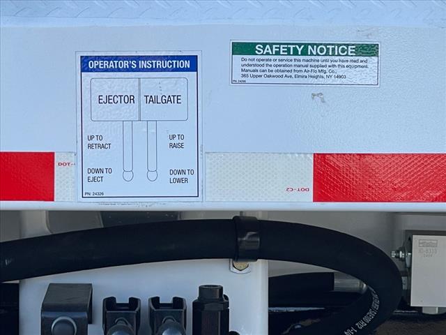2025 Kenworth T880 Single Cab