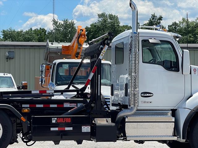 2024 Kenworth T880 Rolloff