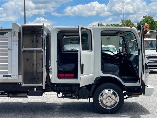 2024 Isuzu NRR Service Body
