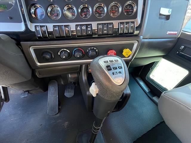 2025 Kenworth W900 Single Cab