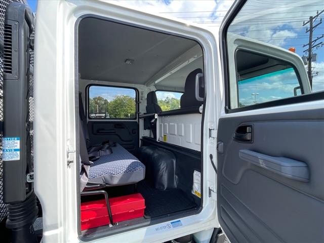 2025 Isuzu NPR HD GAS LANDSCAPE DOVETAIL