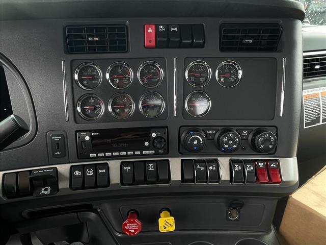 2025 Kenworth T880 Single Cab