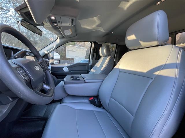 2025 Ford F-350 Super Duty XL