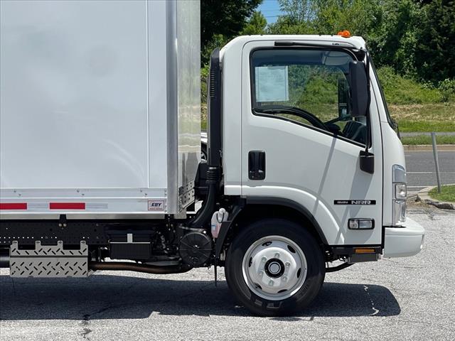 2025 Isuzu NRR Gas Box