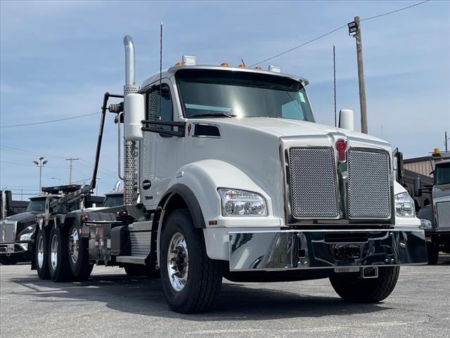2025 Kenworth T880 Rolloff