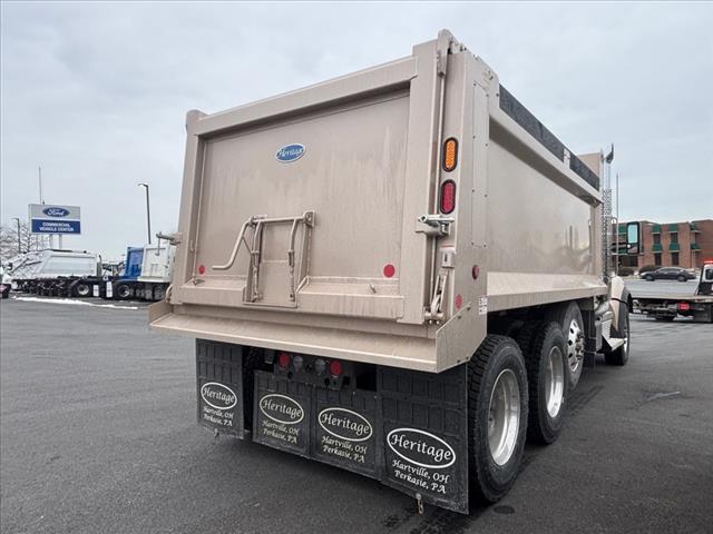 2025 Kenworth T880 Dump