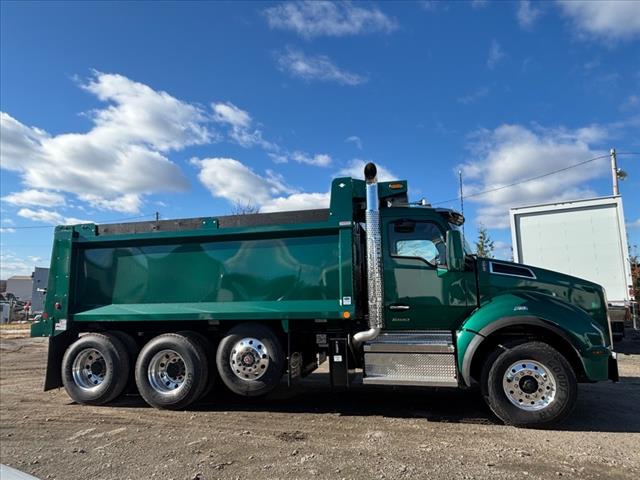 2025 Kenworth T880 Dump
