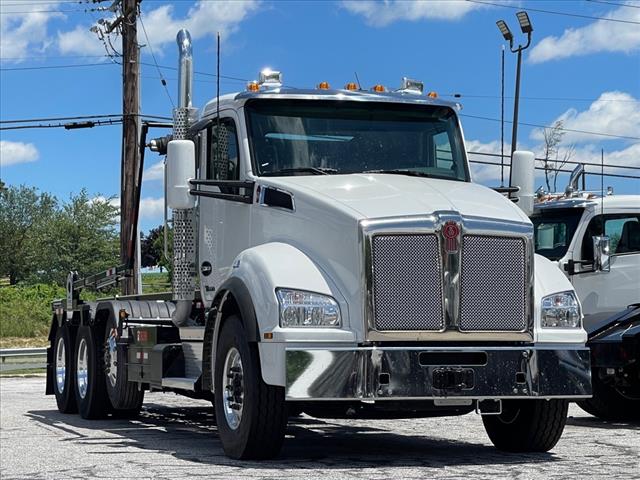 2025 Kenworth T880 Rolloff