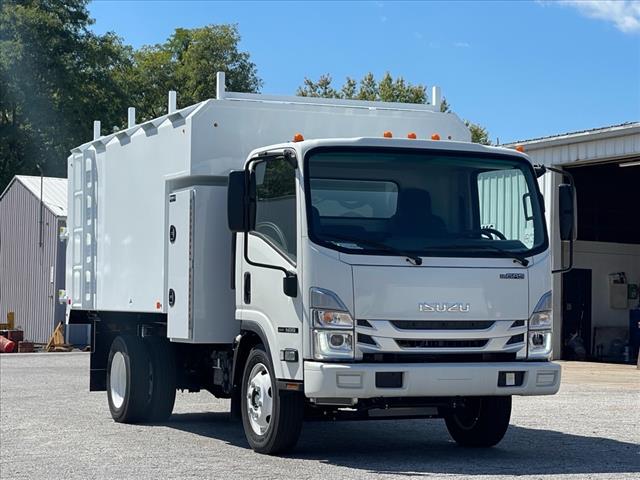 2024 Isuzu NRR 13' CHIP TRUCK