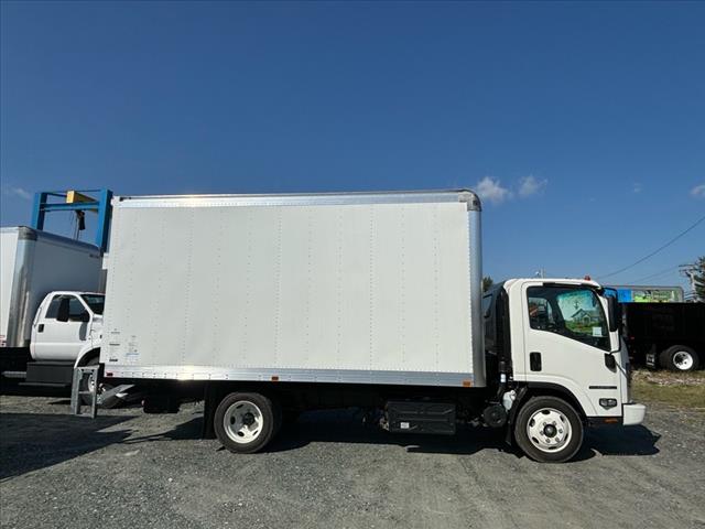 2024 Isuzu NPR XD XD