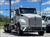 2025 Kenworth T880 Rolloff