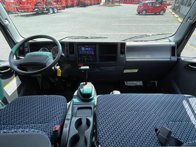 2025 Isuzu NPR HD GAS LANDSCAPE DOVETAIL