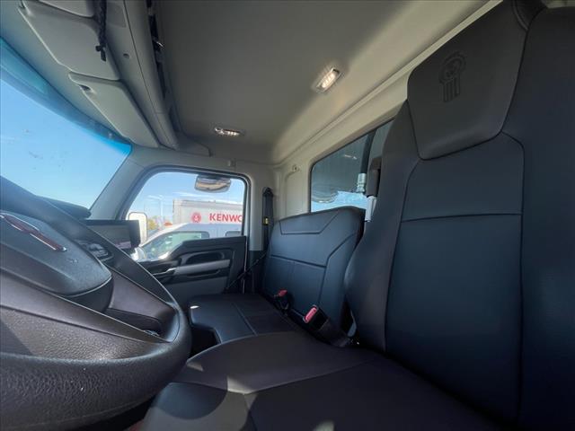 2025 Kenworth T880 Single Cab