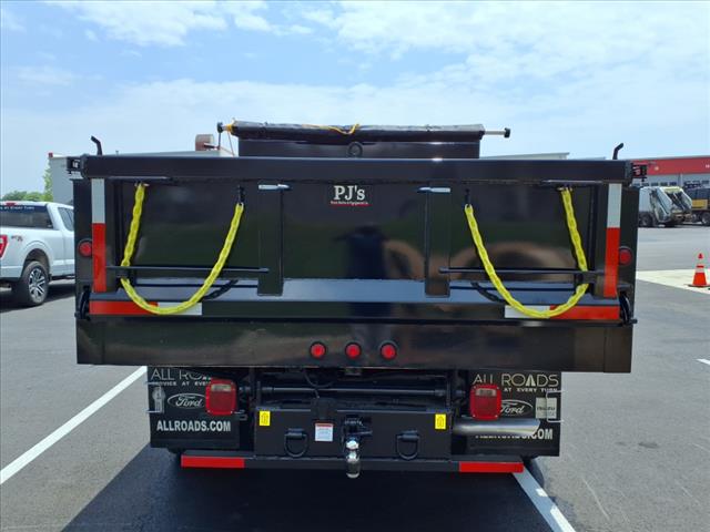 2025 Ford F-350 Super Duty XL