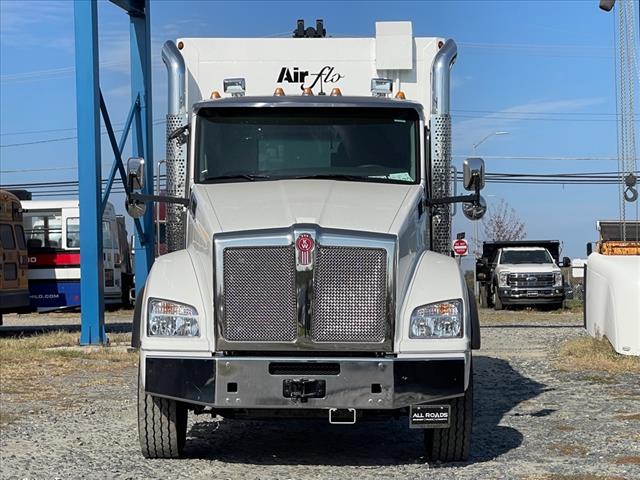 2025 Kenworth T880 Single Cab