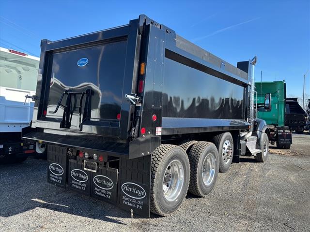 2025 Kenworth T880 Dump