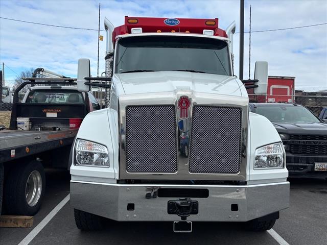 2025 Kenworth T880 Dump