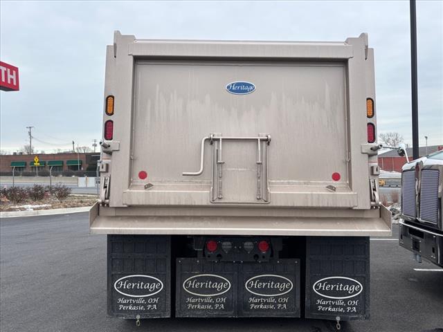 2025 Kenworth T880 Dump