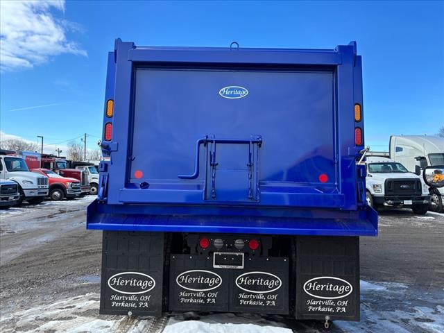 2025 Kenworth T880 Dump