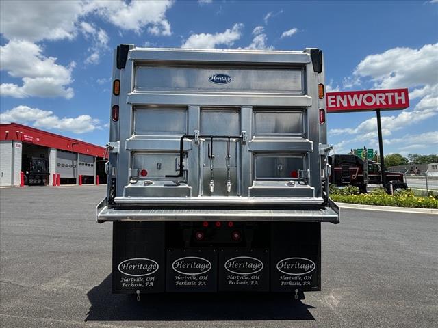 2025 Kenworth T880 Dump