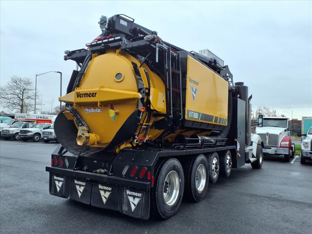 2025 Kenworth T880 VACUUM