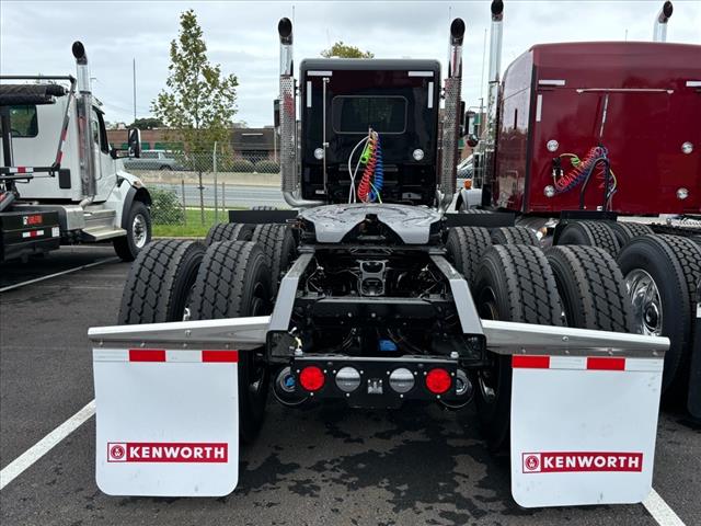 2025 Kenworth W-900 Cab & Chassis