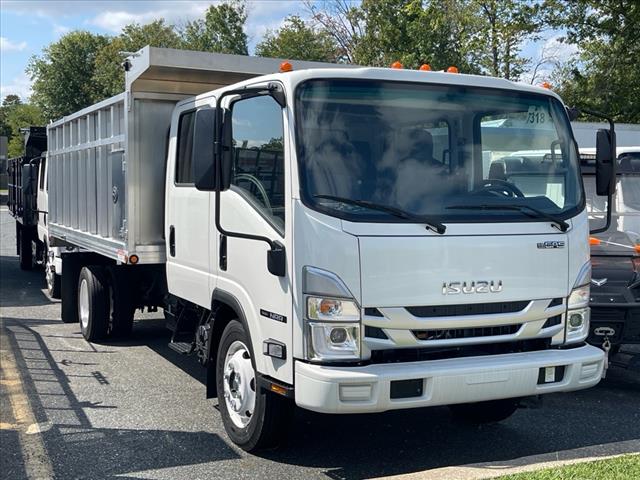 2024 Isuzu NRR Crew Gas LANDSCAPE DUMP