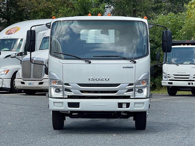 2025 Isuzu NRR Chassis Gas