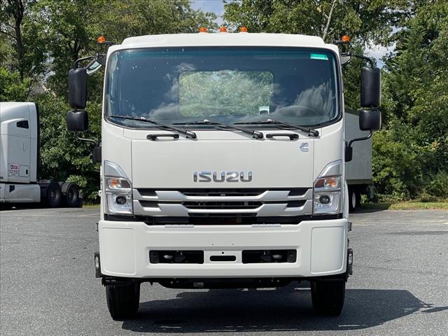 2025 Isuzu FTR Chassis