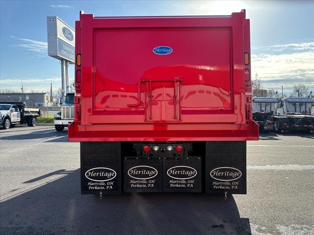 2025 Kenworth W990 Dump