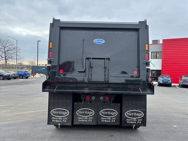 2025 Kenworth T880 Dump