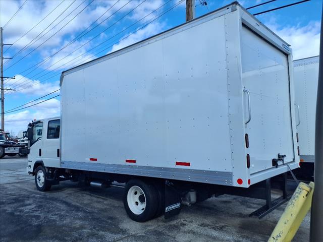 2025 Isuzu NPr HD